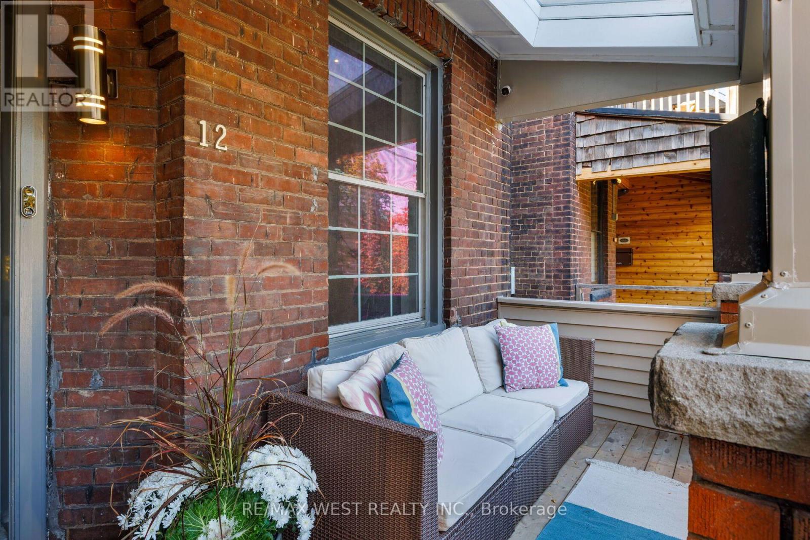 12 Strickland Avenue, Toronto, Ontario  M6K 2H8 - Photo 47 - W14111022
