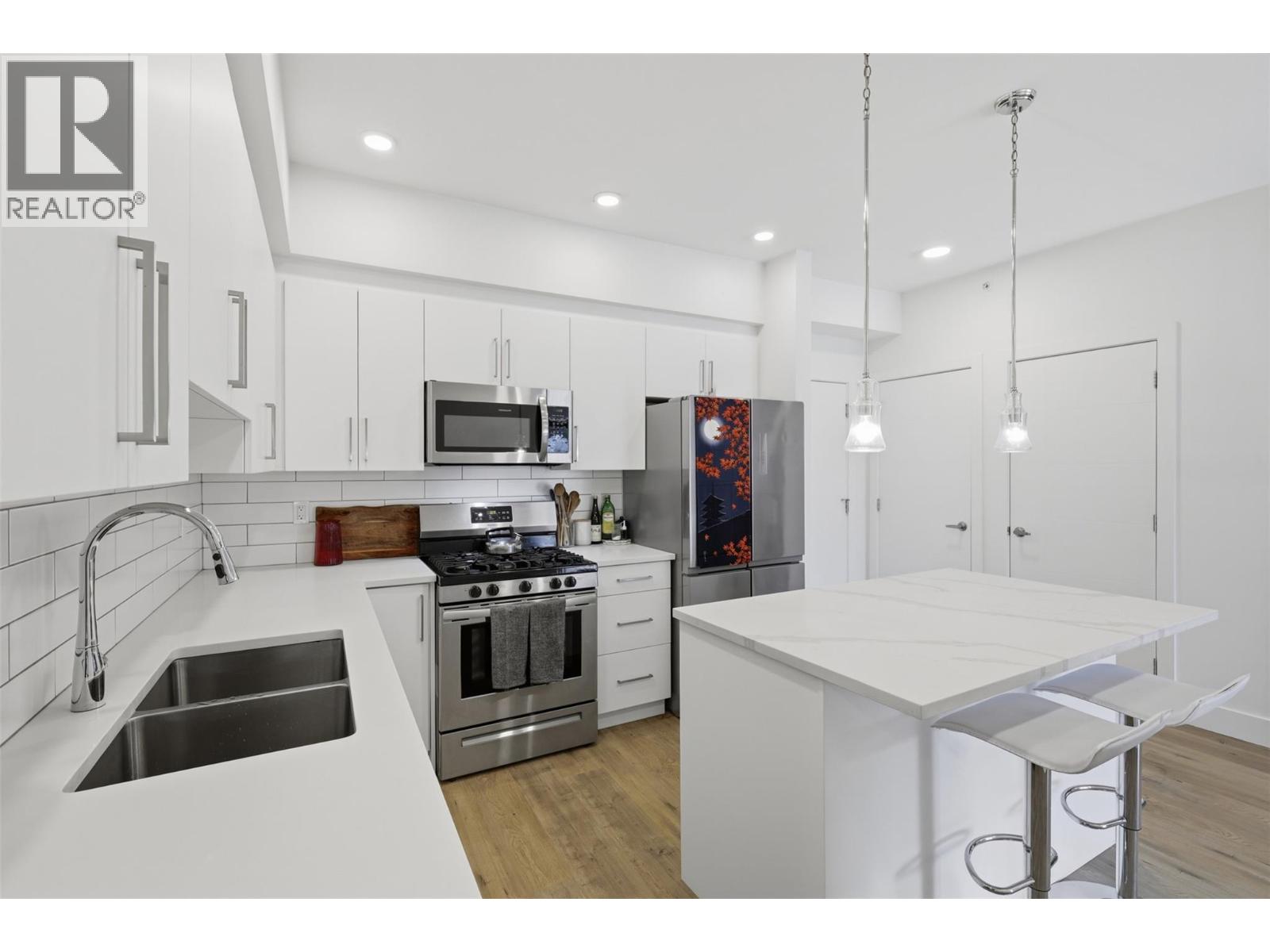 2046 Robson Place Unit# 405, Kamloops, British Columbia  V2E 0A5 - Photo 6 - 10404447