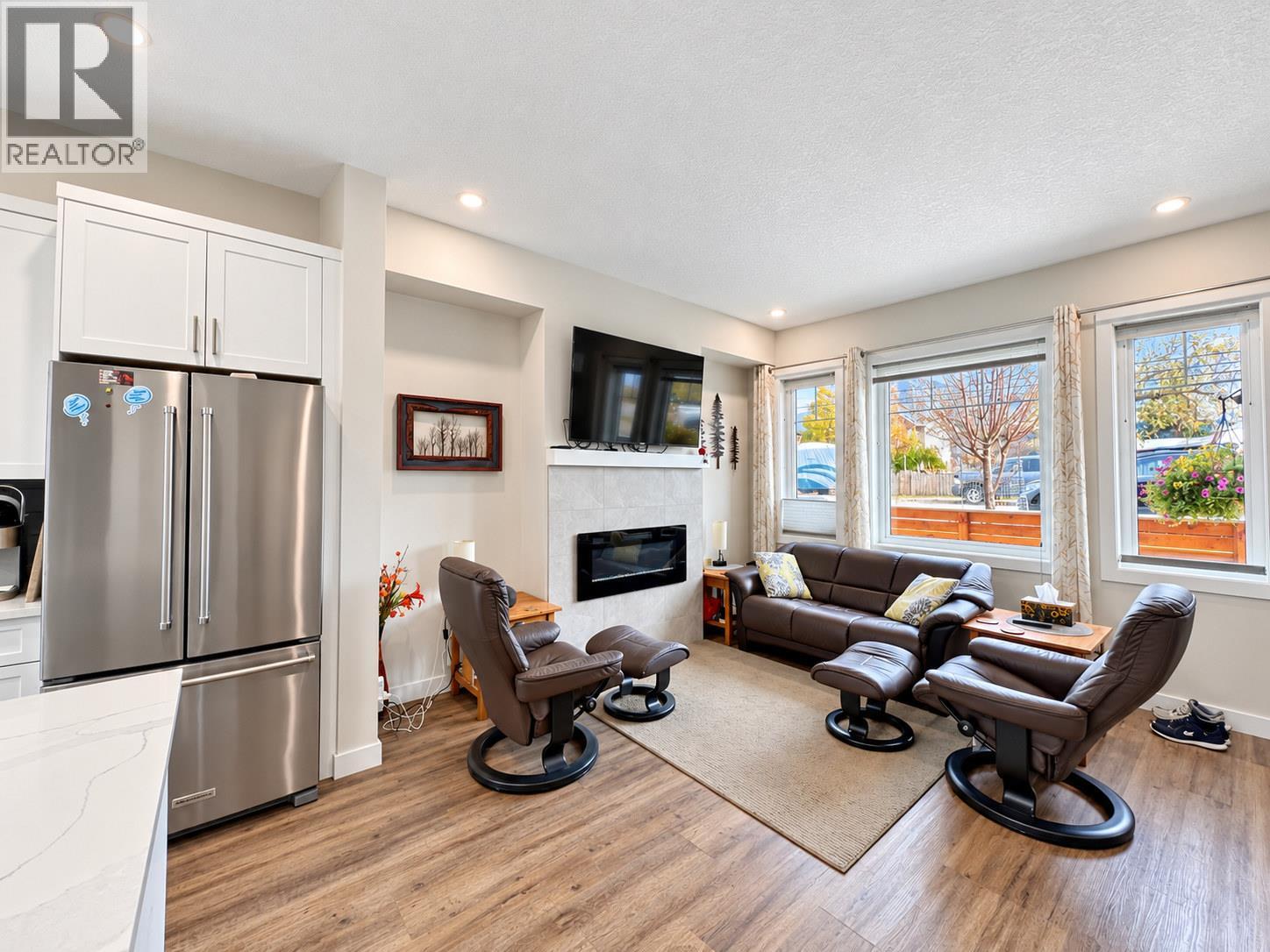 810 6th Avenue Unit# 2, Invermere, British Columbia  V0A 1K0 - Photo 3 - 10404140