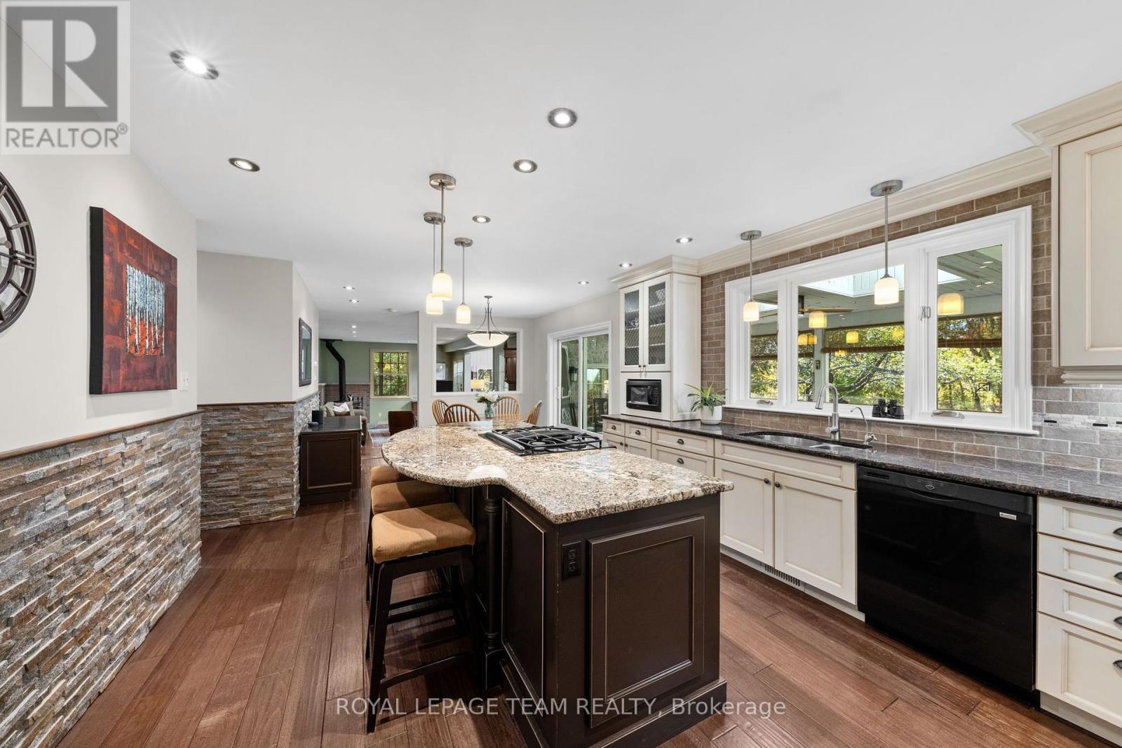 5532 Whitewood Avenue, Ottawa, Ontario  K4M 1C7 - Photo 12 - X14112862