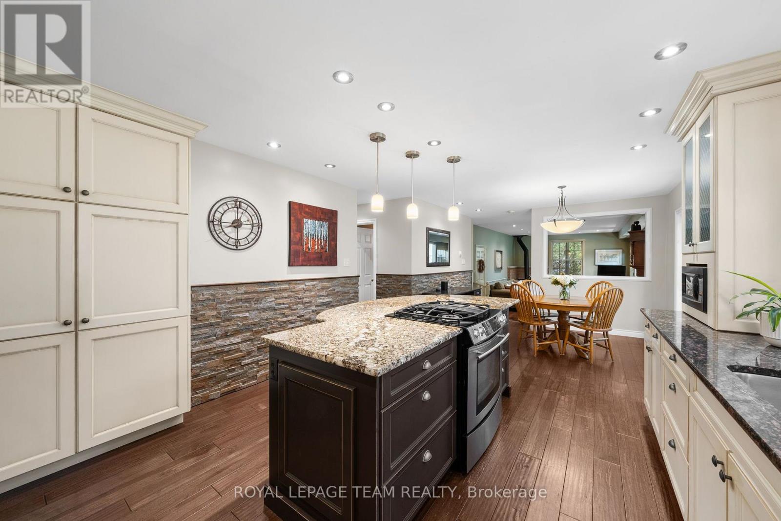 5532 Whitewood Avenue, Ottawa, Ontario  K4M 1C7 - Photo 13 - X14112862