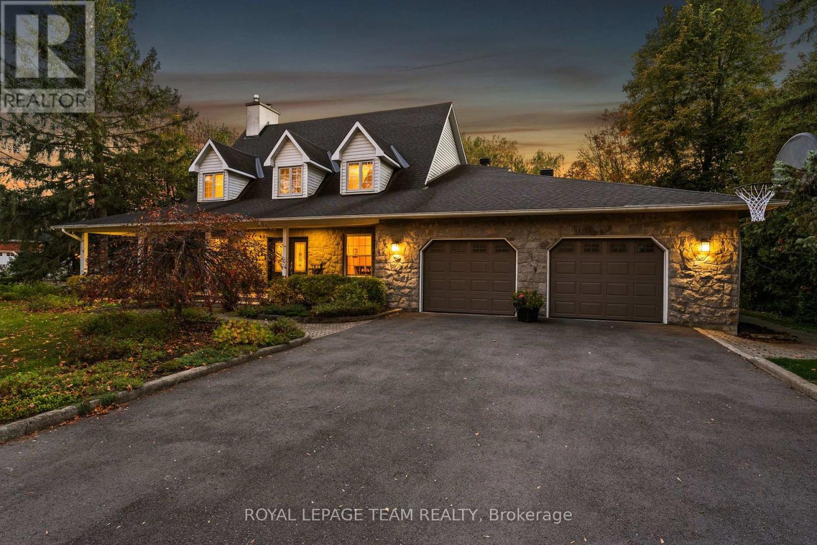 5532 Whitewood Avenue, Ottawa, Ontario  K4M 1C7 - Photo 2 - X14112862