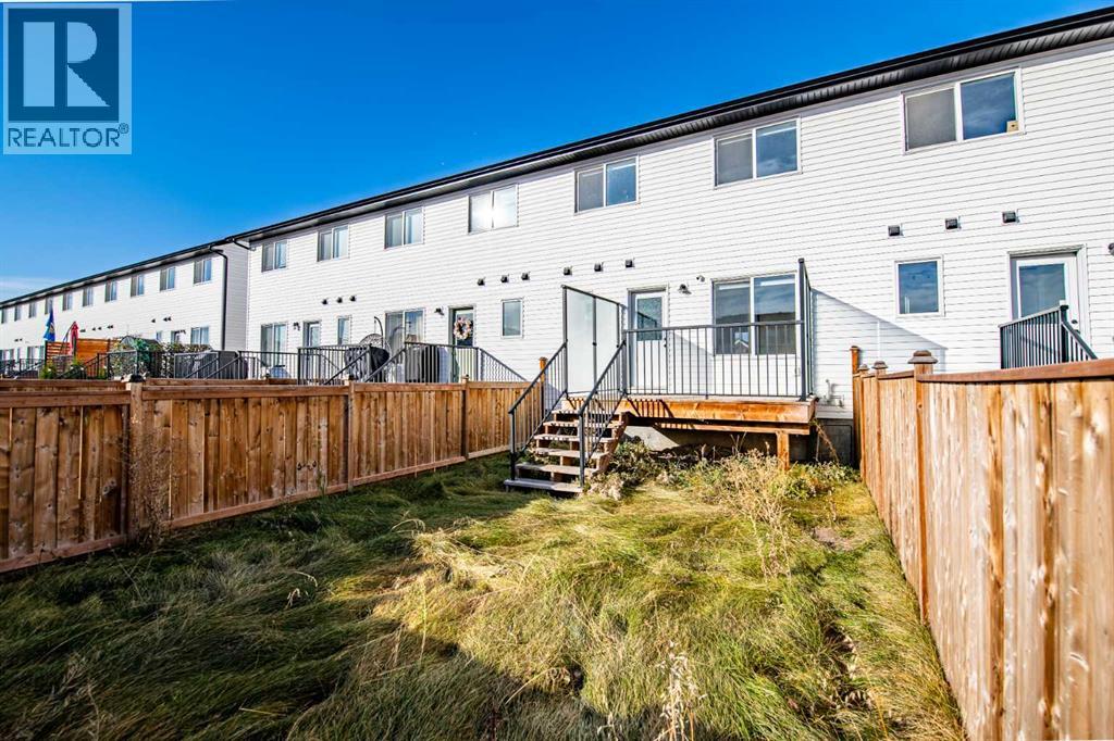 27 Evergreen Way