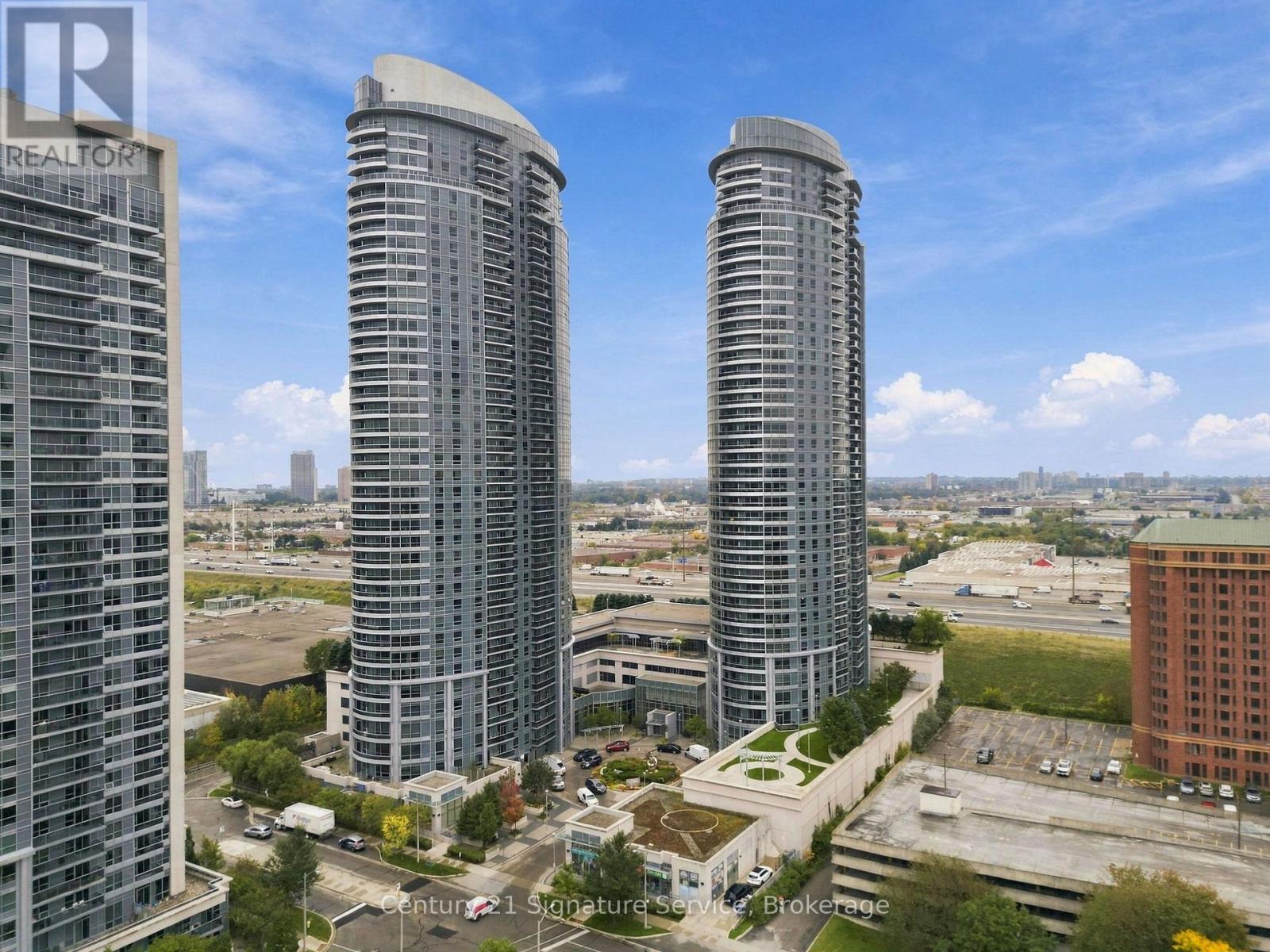 1822 - 135 Village Green Square, Toronto, Ontario  M1S 0G4 - Photo 1 - E14112856