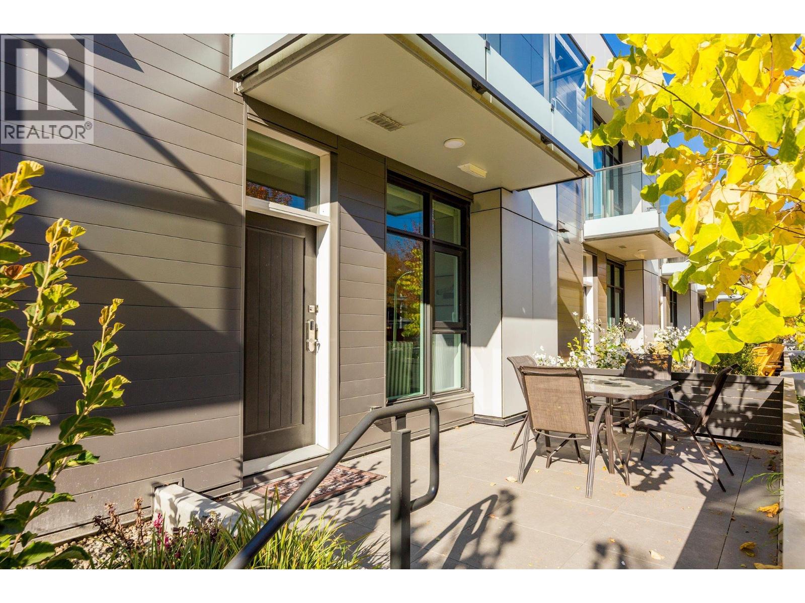 3348 Richter Street, Kelowna, British Columbia  V1W 3S9 - Photo 7 - 10402915