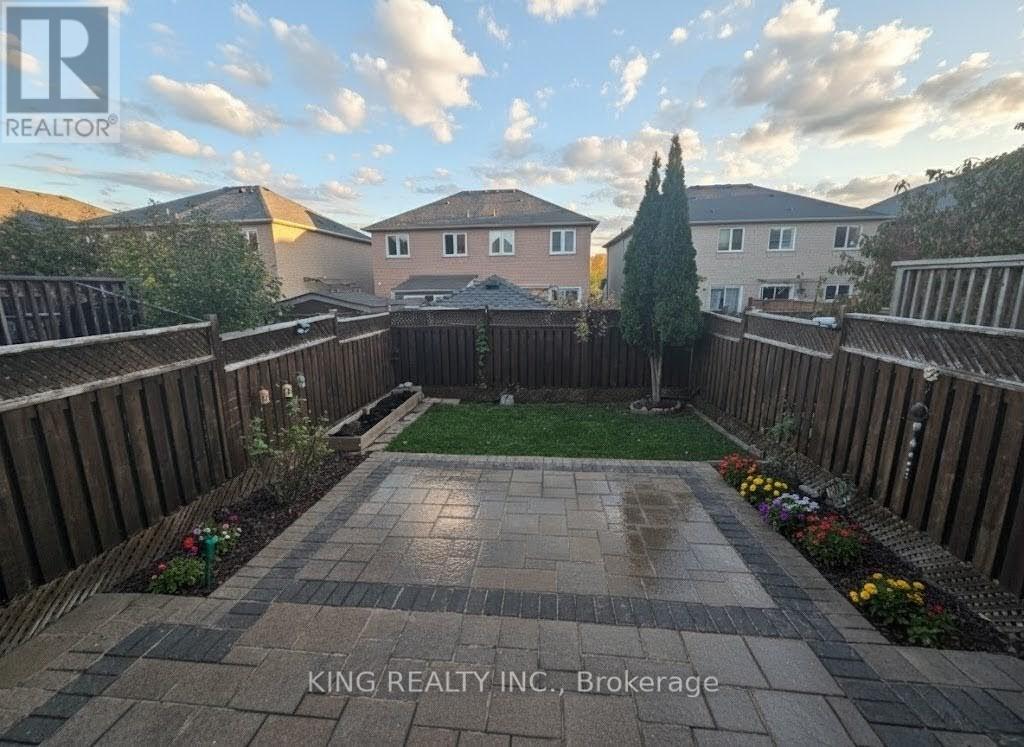 131 Royal Appian Crescent, Vaughan, Ontario  L4K 5L5 - Photo 12 - N14112816