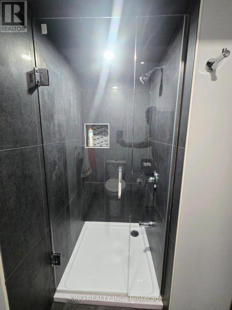 131 Royal Appian Crescent, Vaughan, Ontario  L4K 5L5 - Photo 26 - N14112816