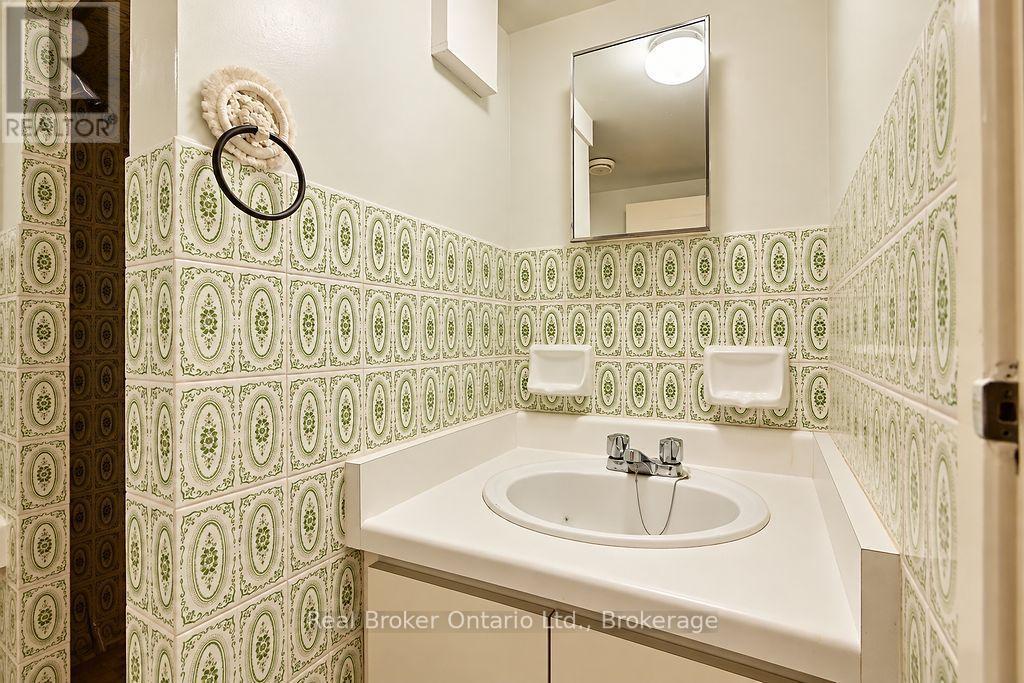 38 Deanlea Boulevard, Tiny, Ontario L0L 2T0 - Photo 25 - S14112818
