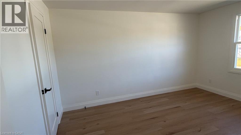 15 Currie Street, Cambridge, Ontario  N1P 1A2 - Photo 14 - 40873344