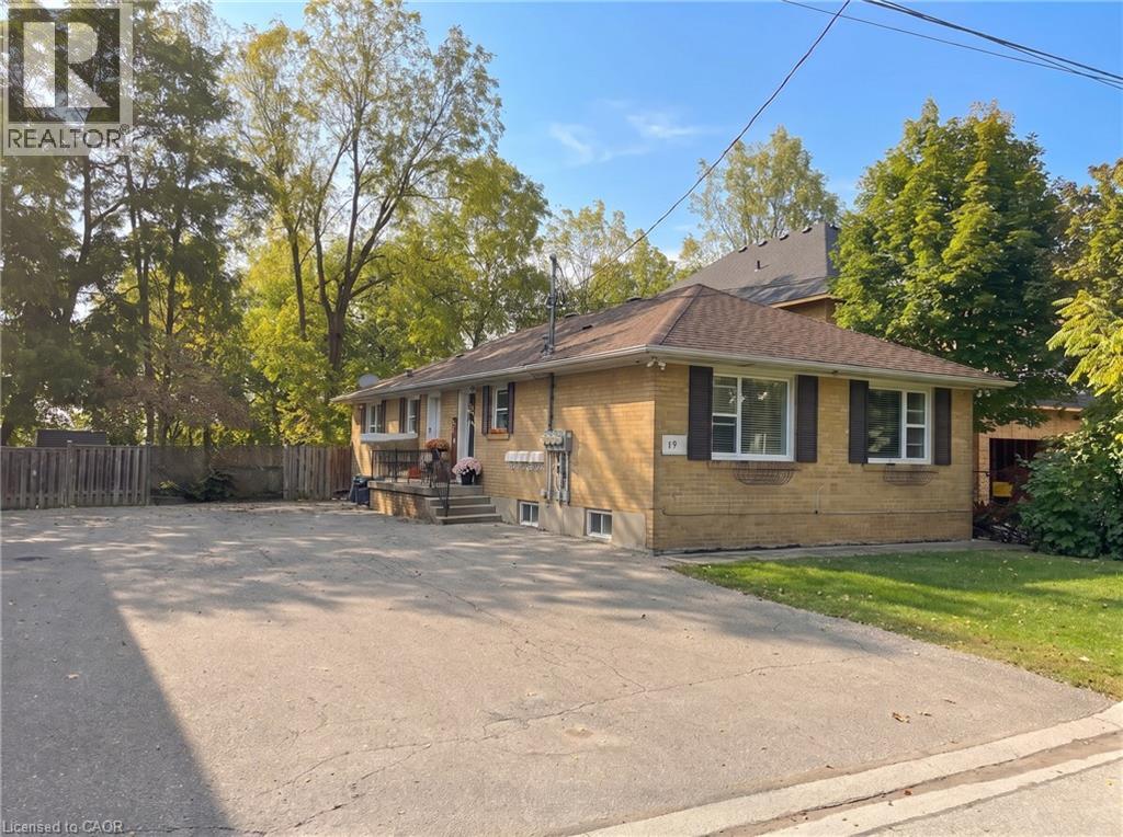 17 ACADEMY Road, Georgetown, Ontario