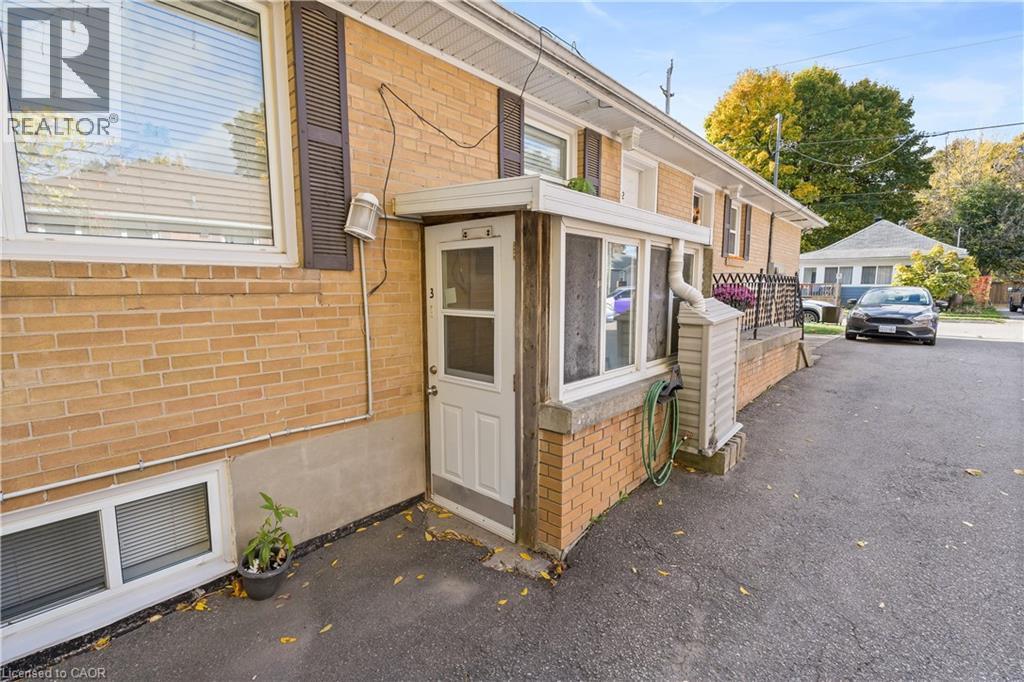 17 Academy Road, Georgetown, Ontario  L7G 3N7 - Photo 2 - 40873577