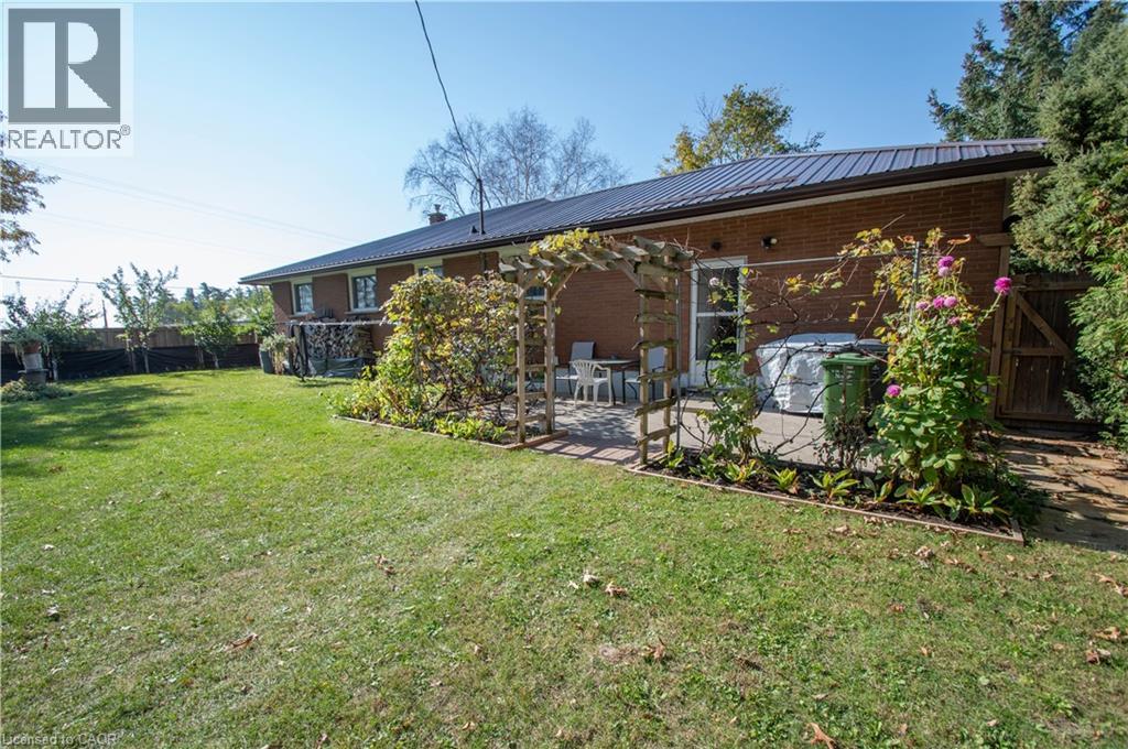 477 Delcrest Avenue, Delhi, Ontario  N4B 2T6 - Photo 6 - 40873676