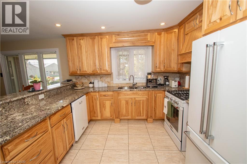 477 Delcrest Avenue, Delhi, Ontario  N4B 2T6 - Photo 12 - 40873676