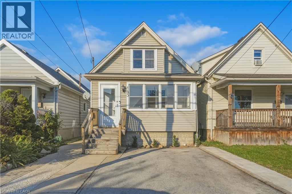 145 CAMPBELL Avenue, Hamilton, Ontario