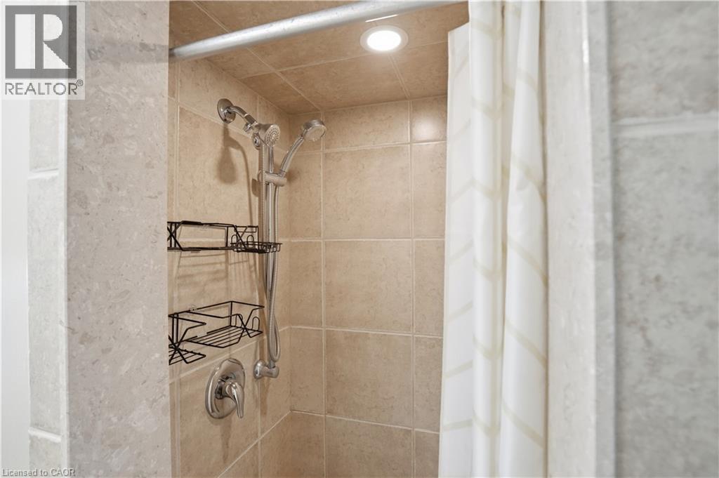 145 Campbell Avenue, Hamilton, Ontario  L8H 2G2 - Photo 18 - 40873598