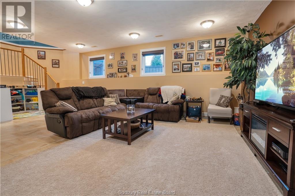 36 Riverside Drive, Wahnapitae, Ontario  P0M 3C0 - Photo 18 - 2131091