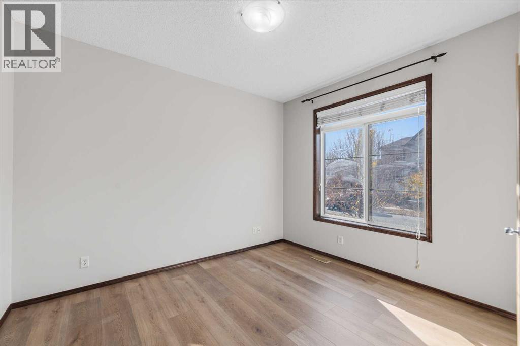 195 Elgin Rise SE, Calgary, Alberta  T2Z 4Z7 - Photo 7 - A2354363