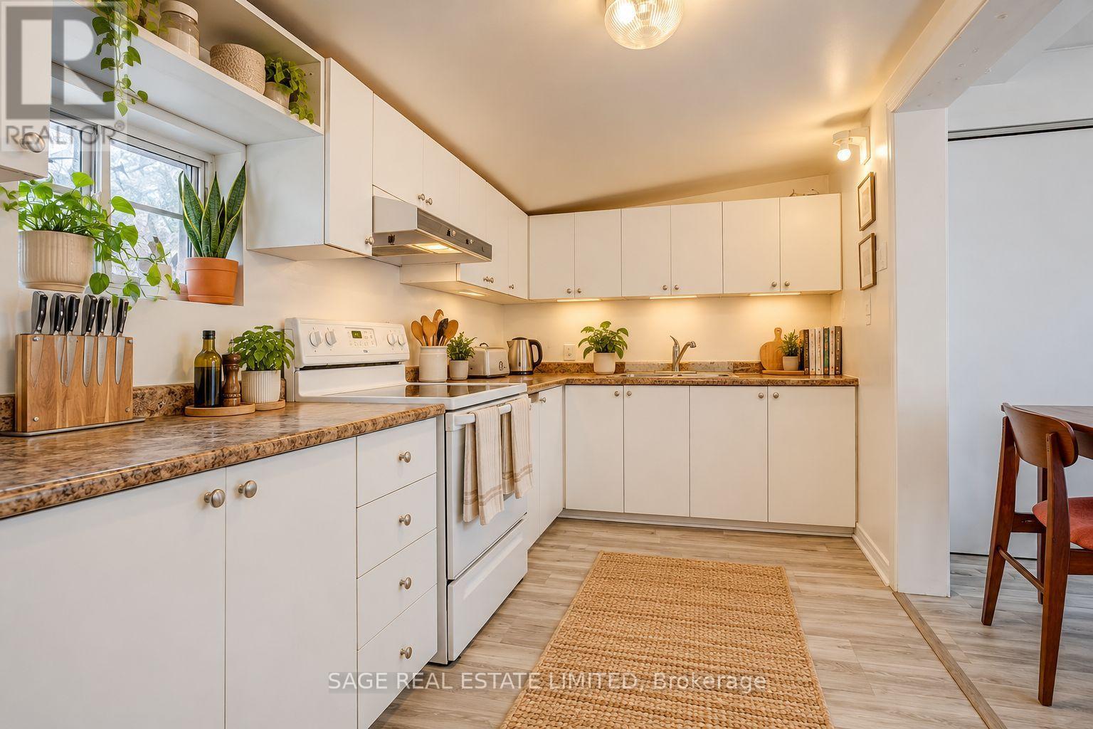 47 Jones Avenue, Toronto, Ontario  M4M 2Z7 - Photo 16 - E14110838