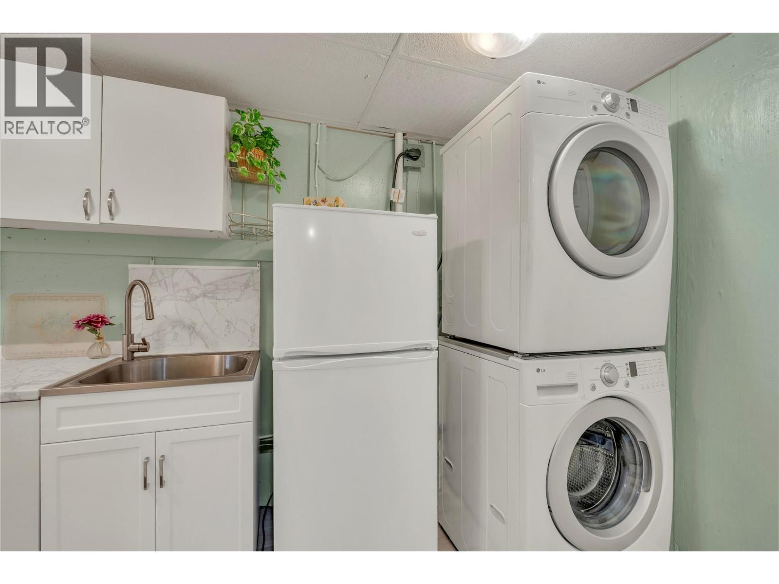 10907 Jubilee Road W Unit# 6
