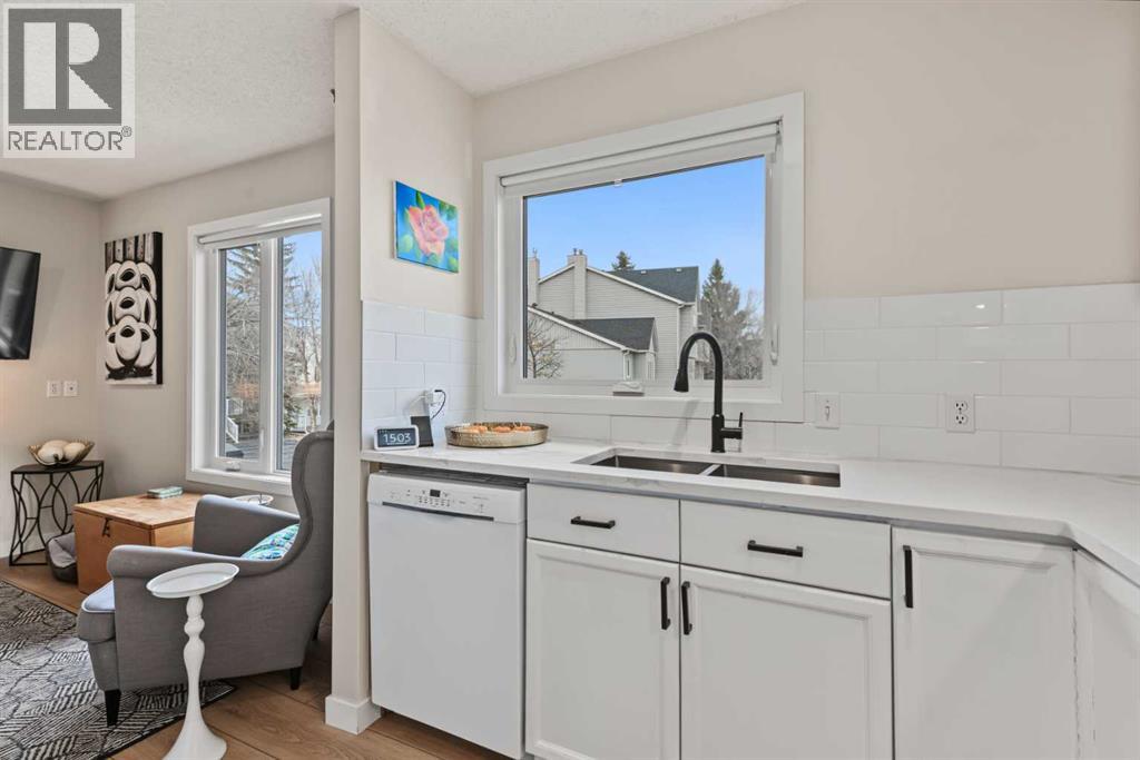31 Inglewood Cove Se, Calgary, Alberta  T2G 5K4 - Photo 9 - A2354324