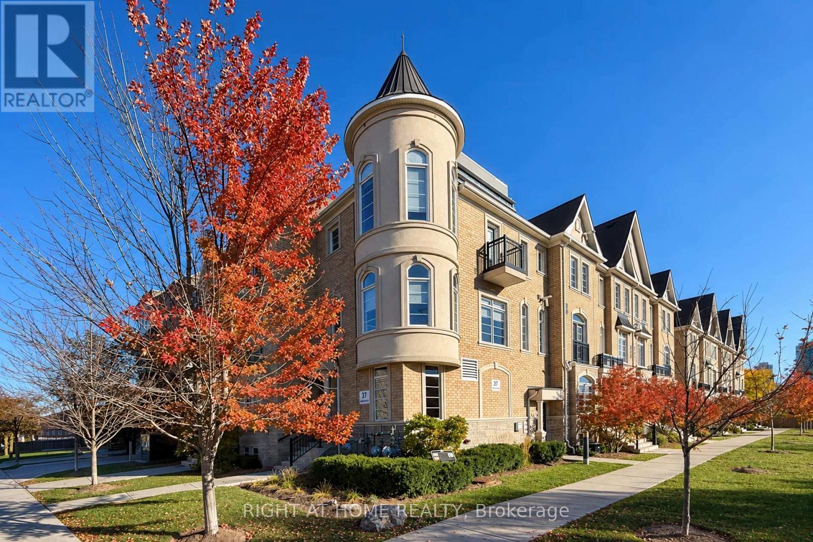 1 - 37 Drewry Avenue, Toronto, Ontario  M2M 0B4 - Photo 2 - C14112972