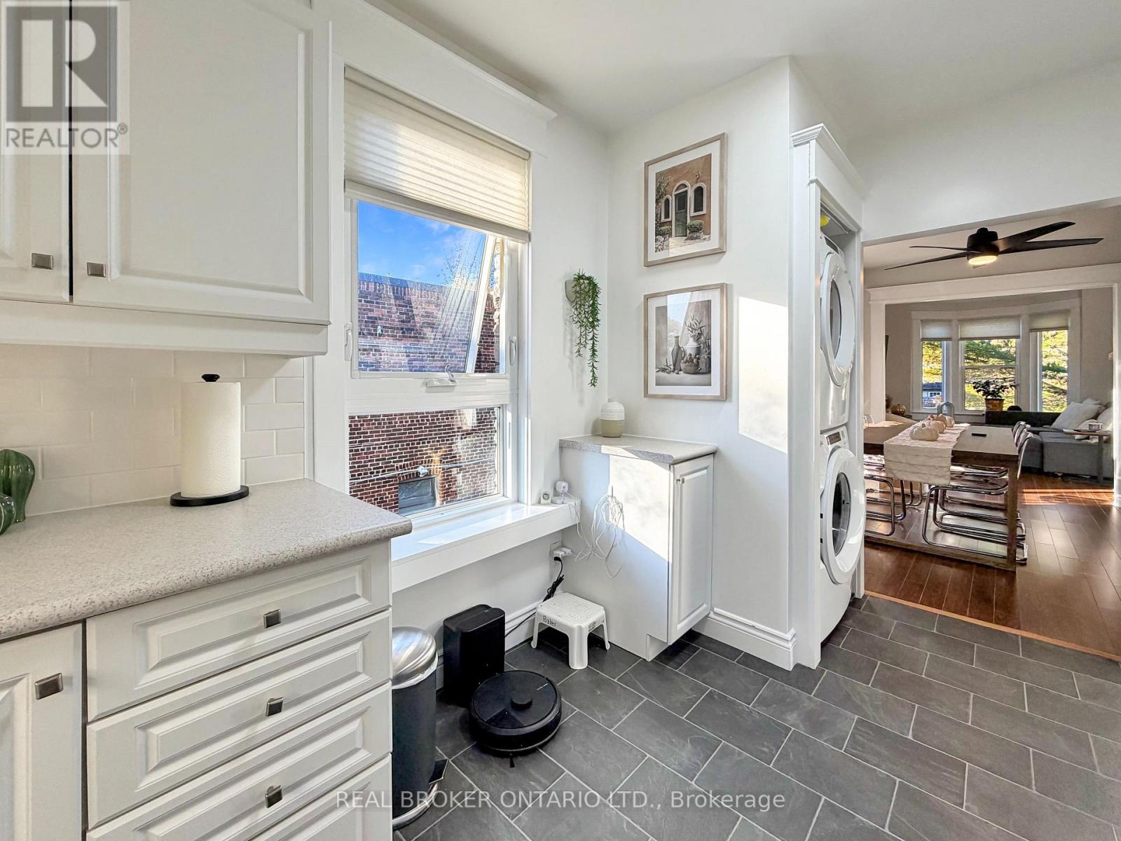 Upper - 79 Blantyre Avenue, Toronto, Ontario  M1N 2R6 - Photo 10 - E14112964