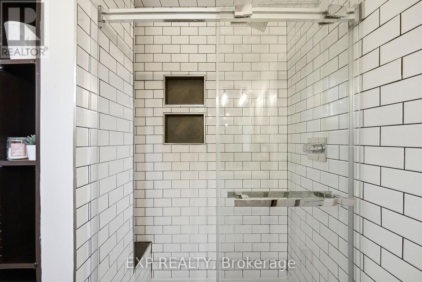 152 Underwood Drive, Whitby, Ontario  L1M 1H6 - Photo 15 - E14112976