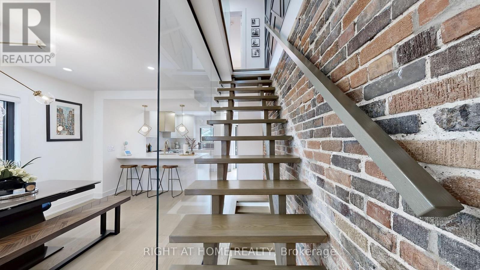 201 Springdale Boulevard, Toronto, Ontario  M4C 1Z6 - Photo 14 - E14112984