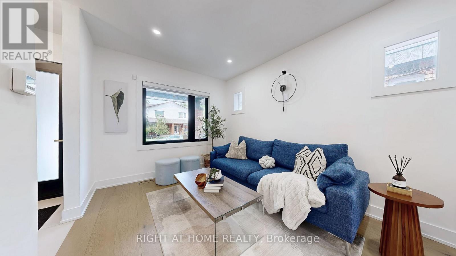 201 Springdale Boulevard, Toronto, Ontario  M4C 1Z6 - Photo 4 - E14112984