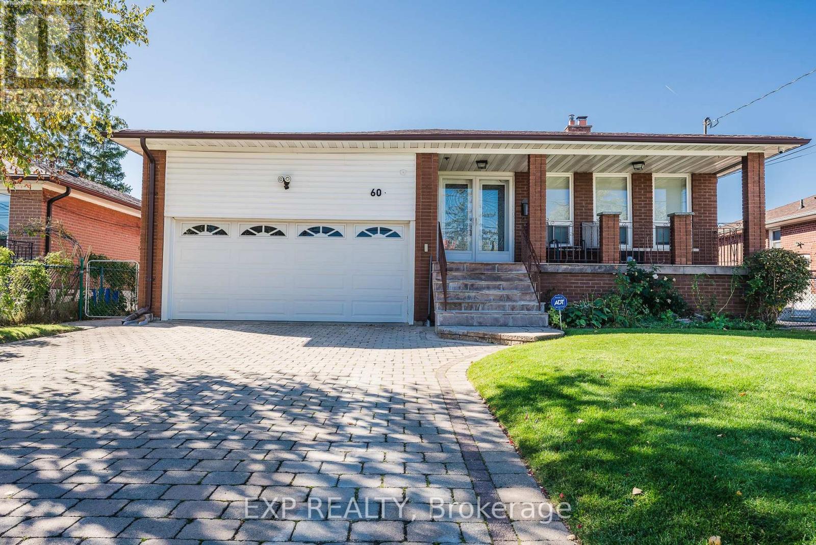 60 GOODERHAM DRIVE, Toronto, Ontario