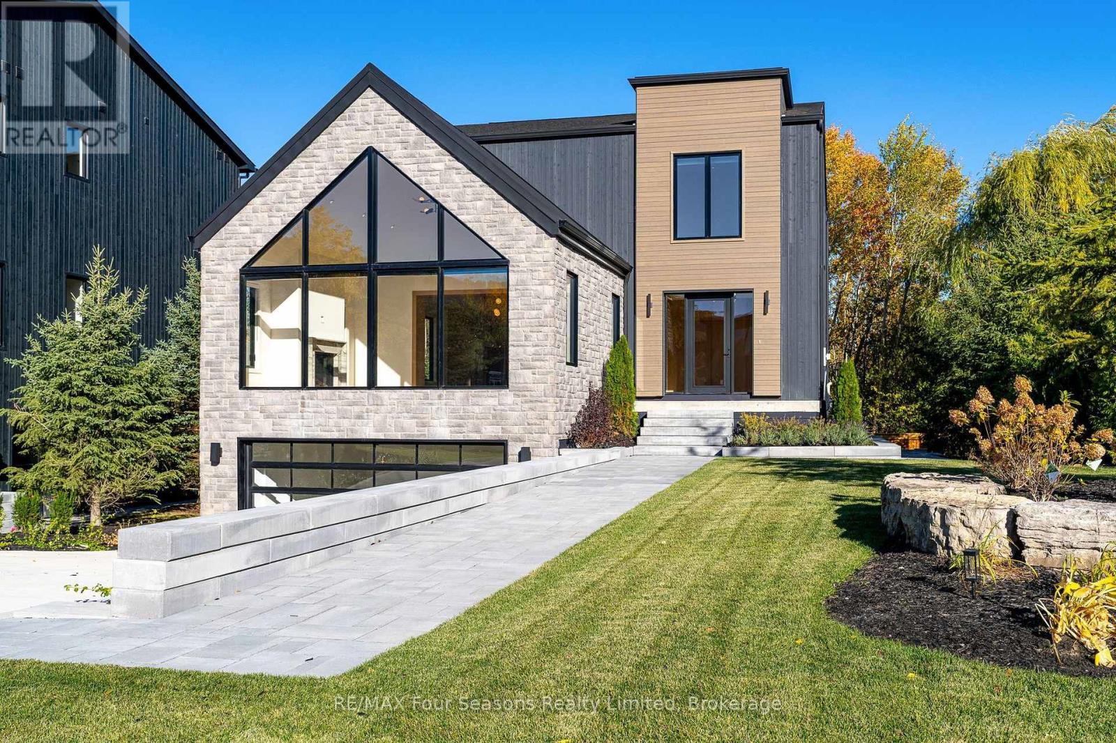 123 SALZBURG PLACE, Blue Mountains, Ontario