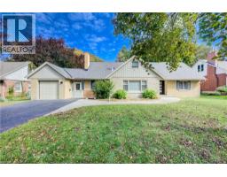 656 WESTMOUNT Road W, Kitchener, Ontario