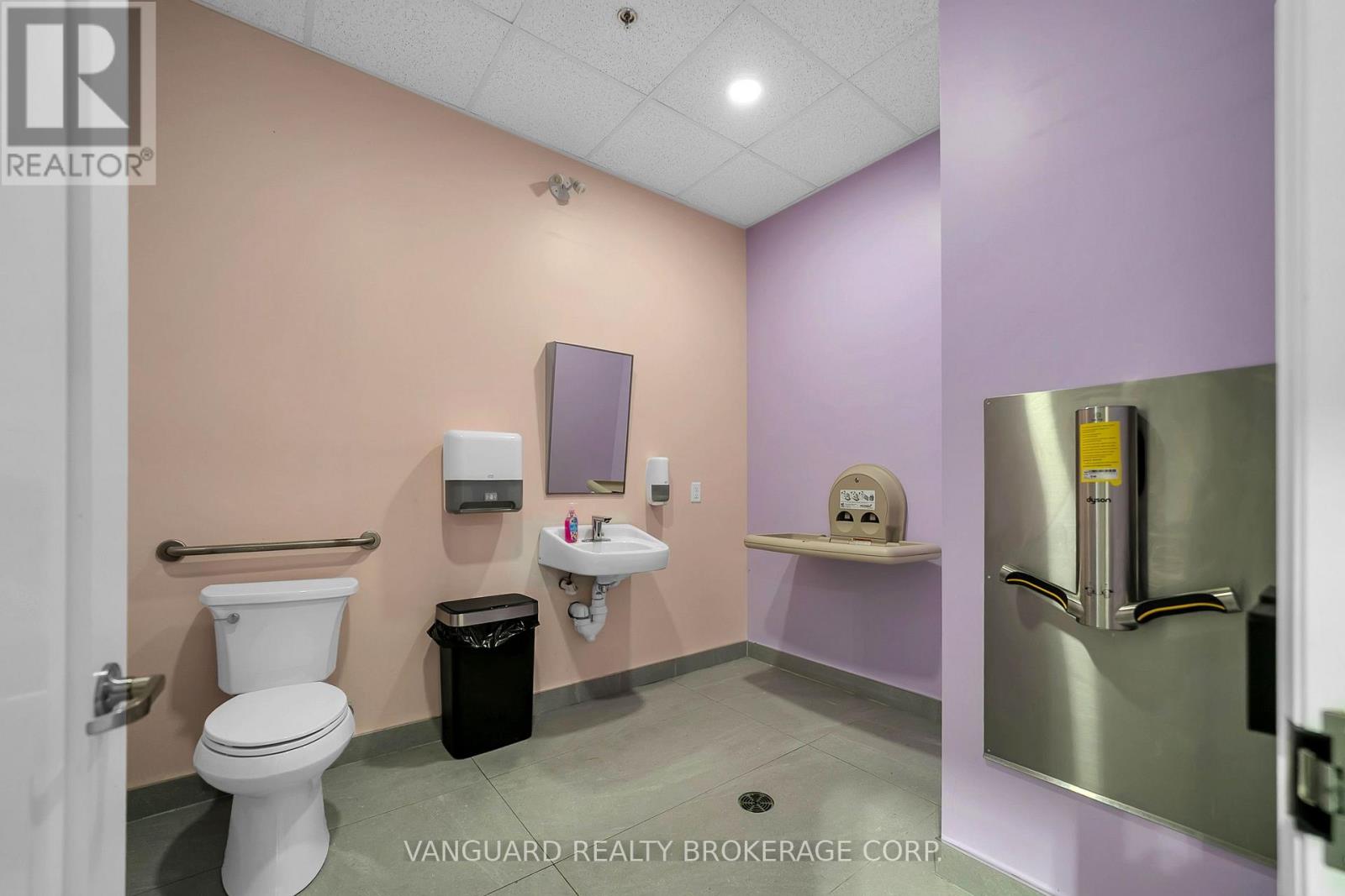 1b - 18075 Yonge Street, Newmarket, Ontario  L3Y 8W3 - Photo 20 - N14112952