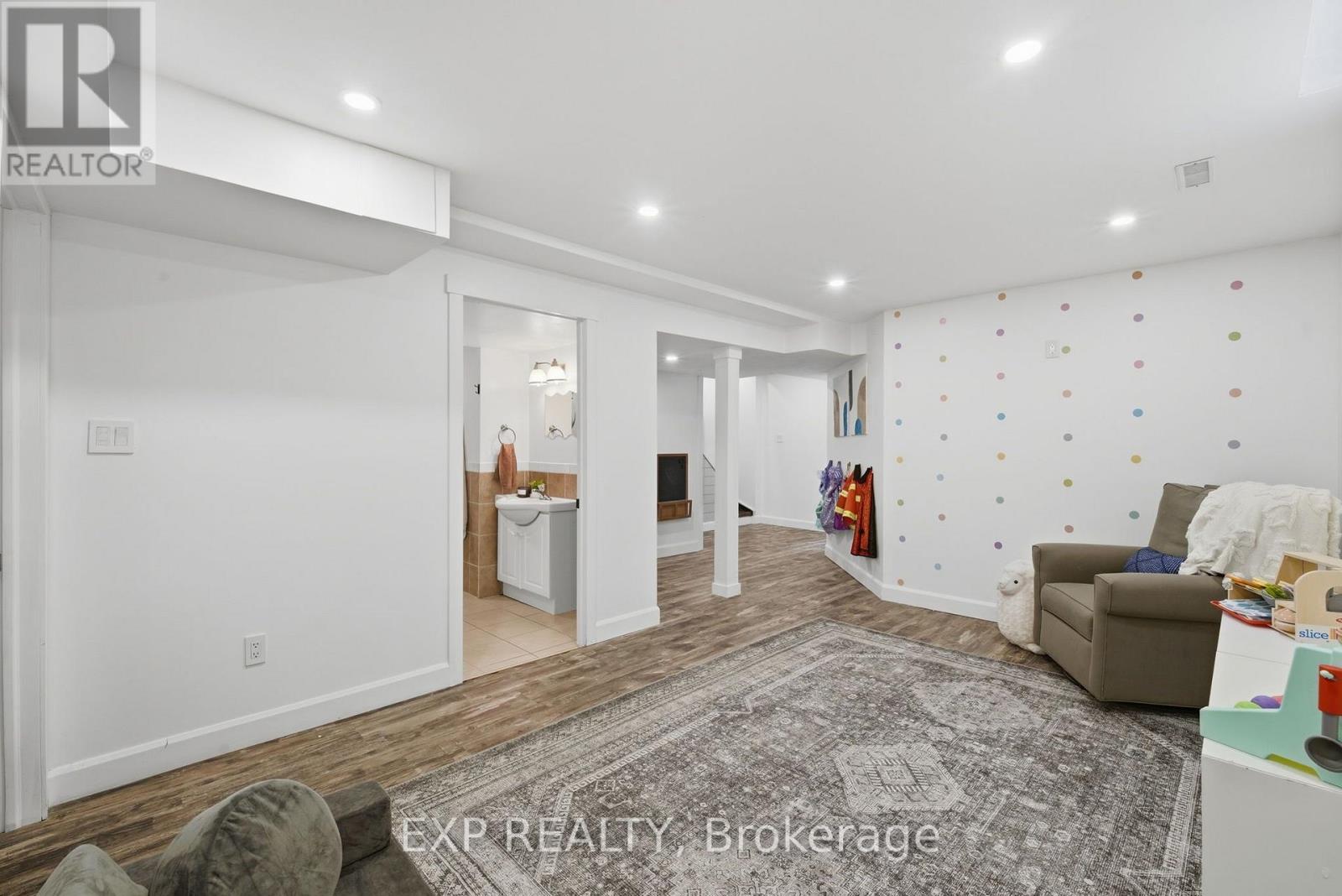 152 Underwood Drive, Whitby, Ontario  L1M 1H6 - Photo 20 - E14112976