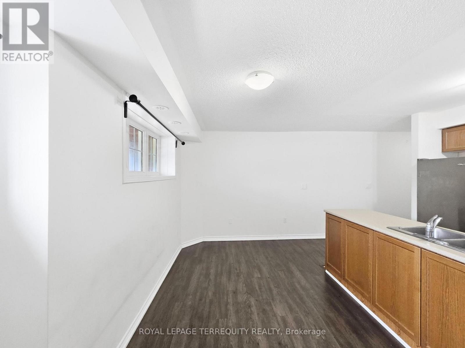 3 - 141 Isaac Devins Boulevard, Toronto, Ontario  M9M 0C4 - Photo 6 - W13668008