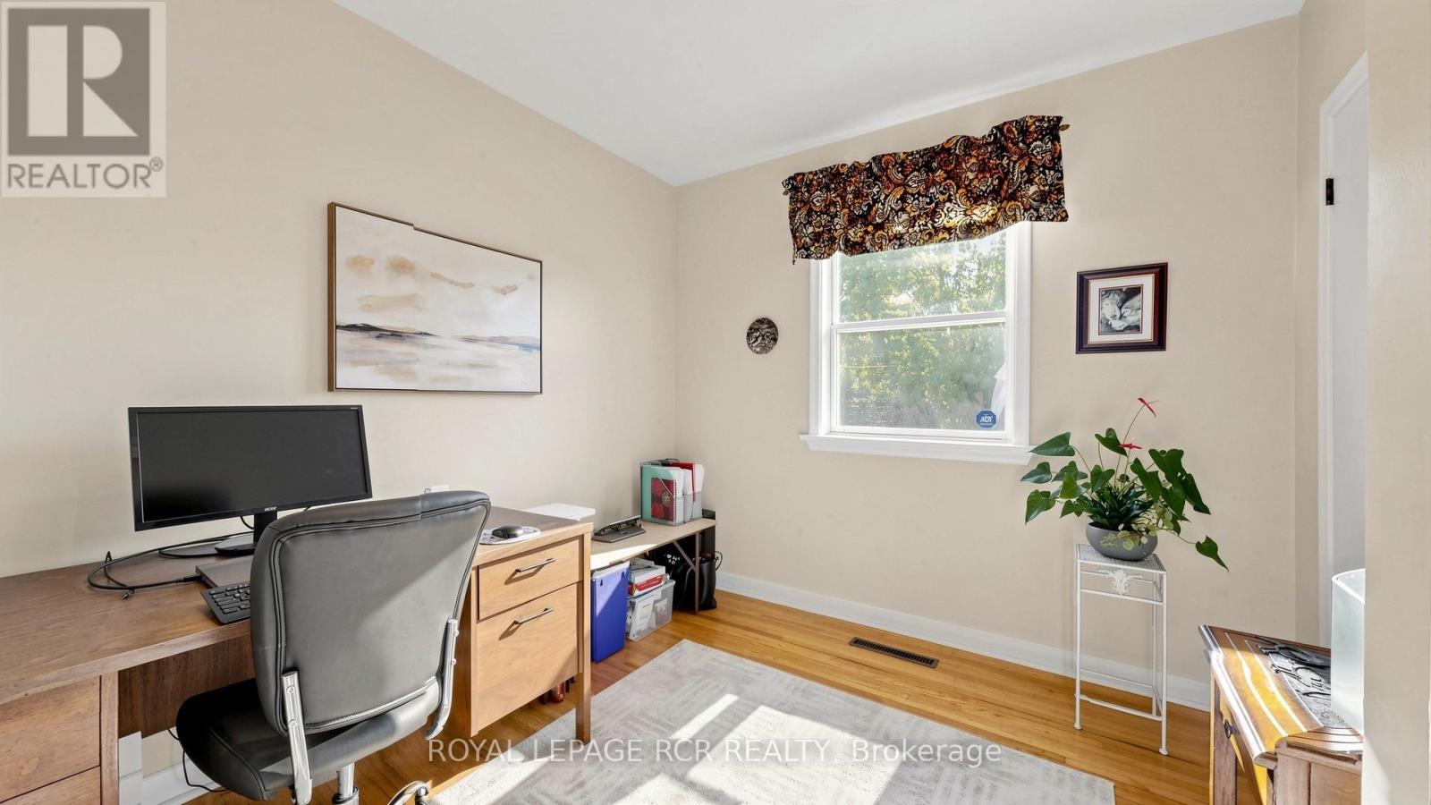 26 Newton Street, Barrie (Wellington), Ontario  L4M 3N3 - Photo 19 - S14113056