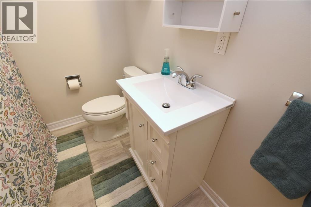 5 Ronaldshay Avenue, Hamilton, Ontario L9A 3B2 - Photo 24 - 40872596