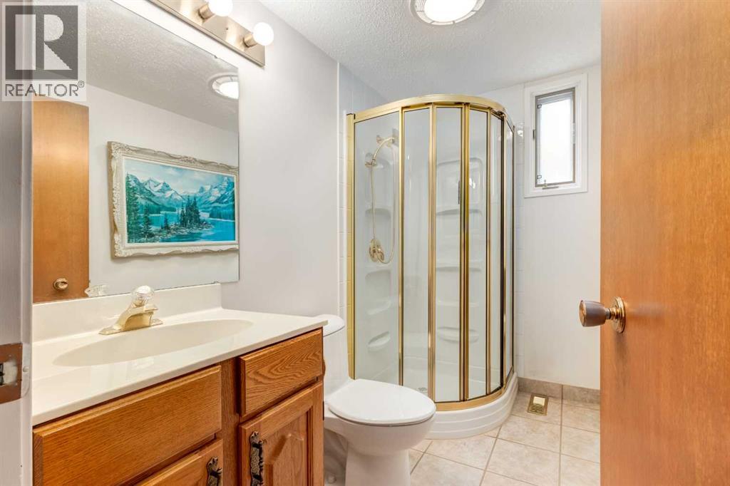 2043 Ungava Road Nw, Calgary, Alberta  T2N 4B3 - Photo 19 - A2353579