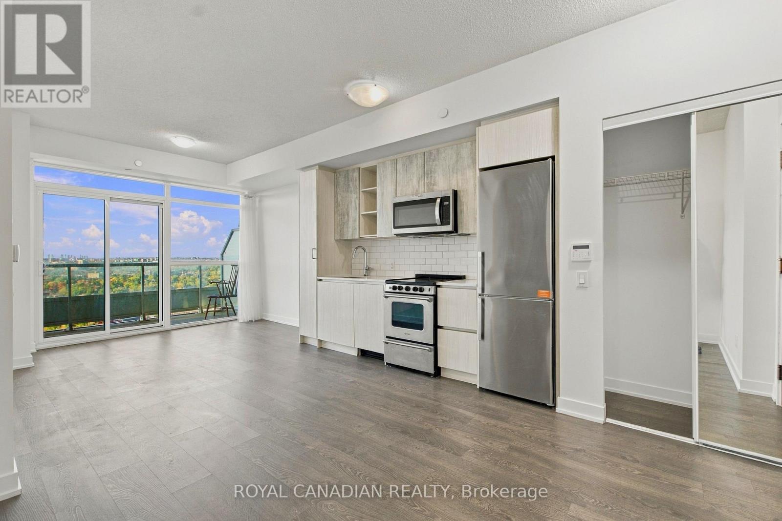 2801 - 251 Manitoba Street, Toronto, Ontario  M8Y 0C7 - Photo 4 - W14112956