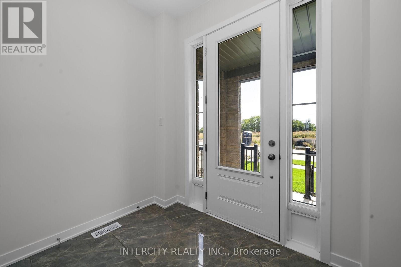 22-119 - 14 George Armstrong Road, Caledon, Ontario  L7E 4N1 - Photo 3 - W14113062