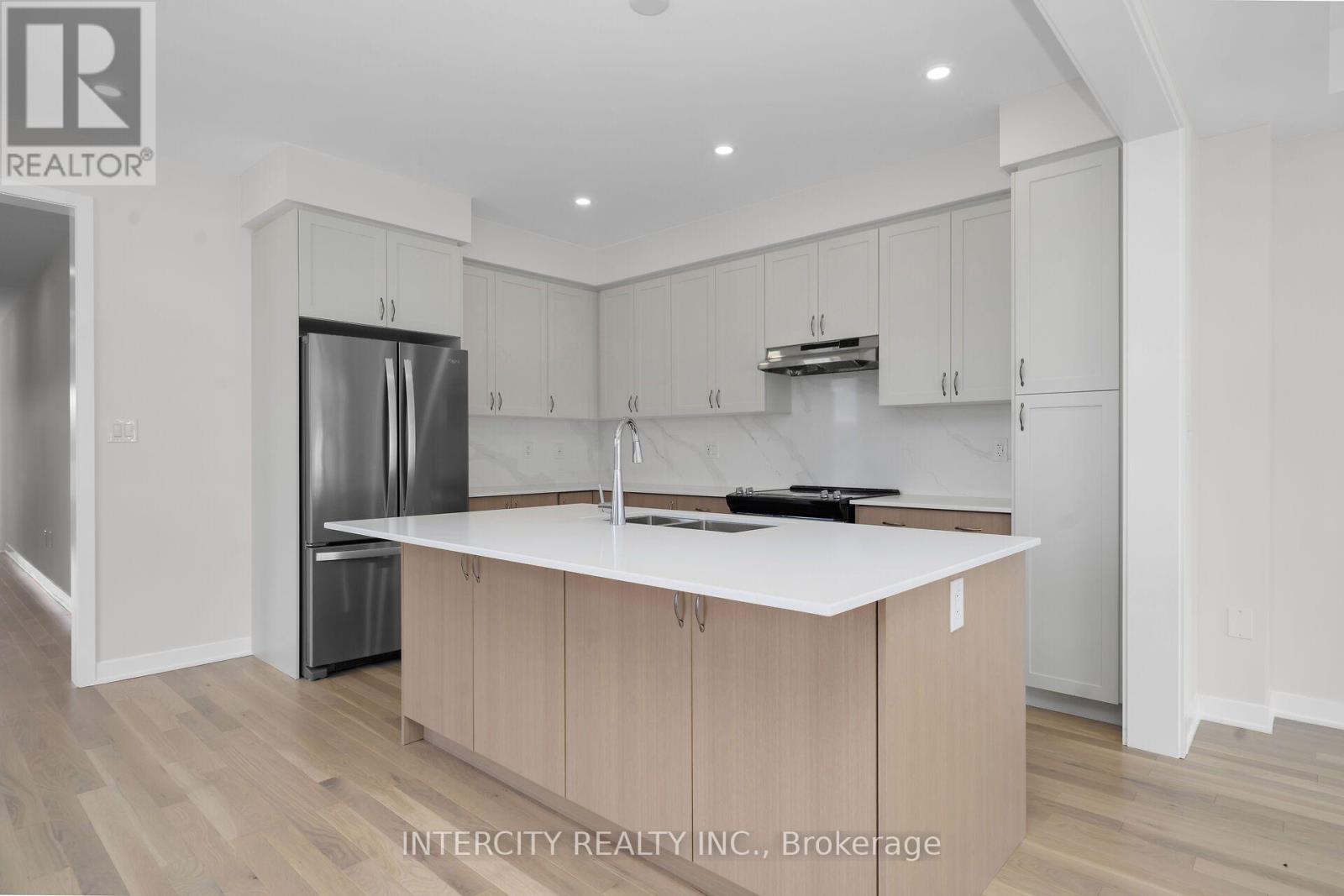 22-119 - 14 George Armstrong Road, Caledon, Ontario  L7E 4N1 - Photo 6 - W14113062