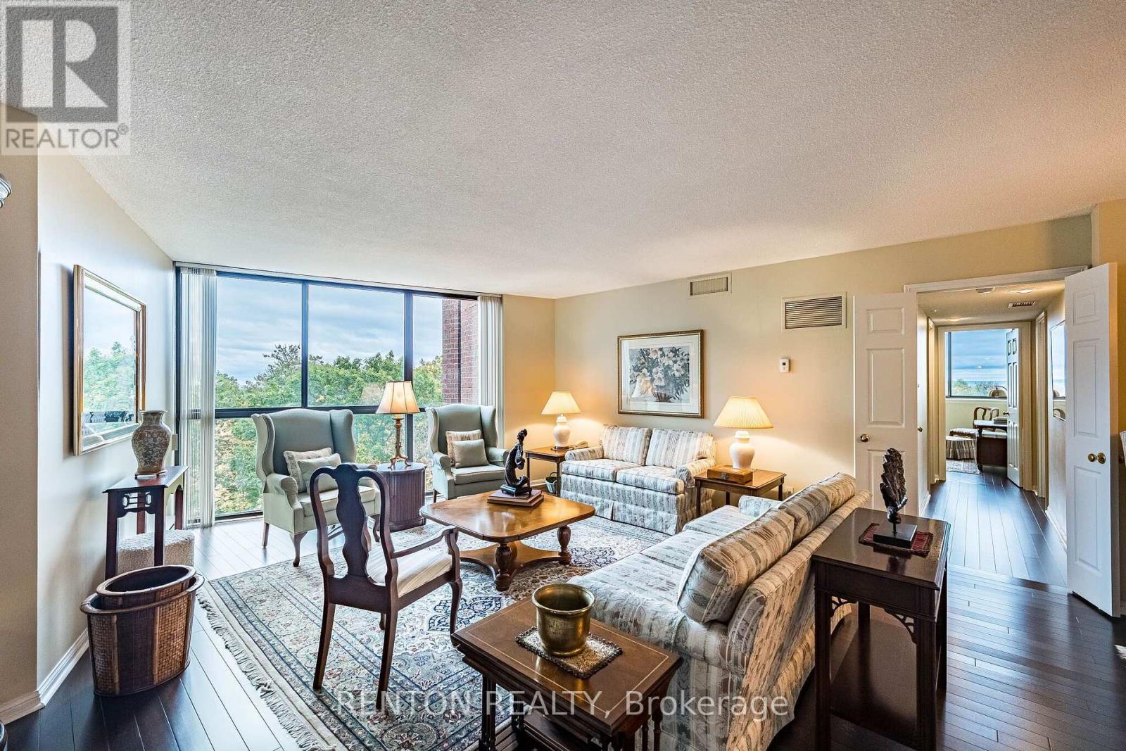 710 - 1240 Marlborough Court, Oakville, Ontario  L6H 3K7 - Photo 10 - W14113068