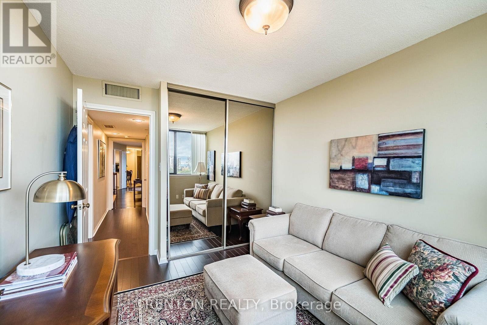710 - 1240 Marlborough Court, Oakville, Ontario  L6H 3K7 - Photo 33 - W14113068