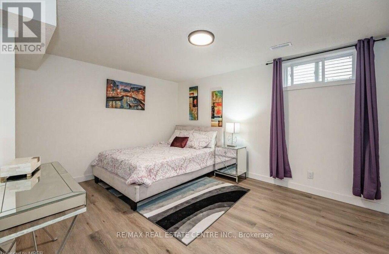 Lower - 136 The Country Way, Kitchener, Ontario  N2E 2L2 - Photo 5 - X14112988