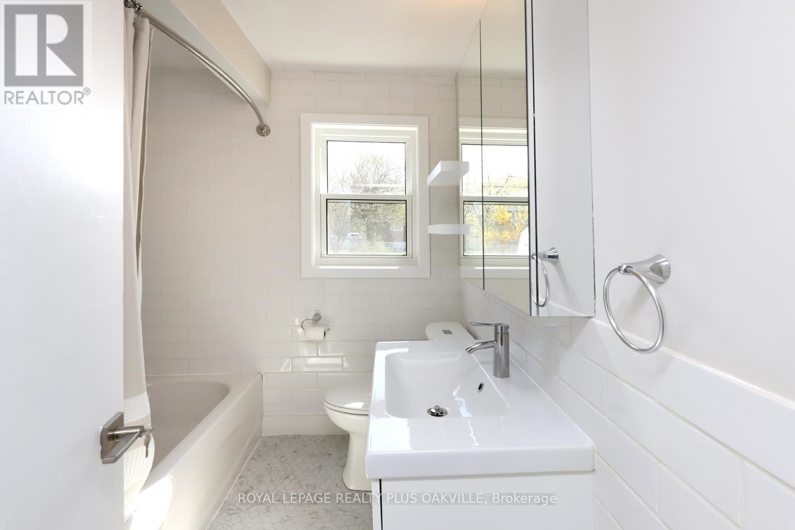Main Floor - 269 West 5th Street, Hamilton, Ontario  L9C 3N9 - Photo 19 - X14113090