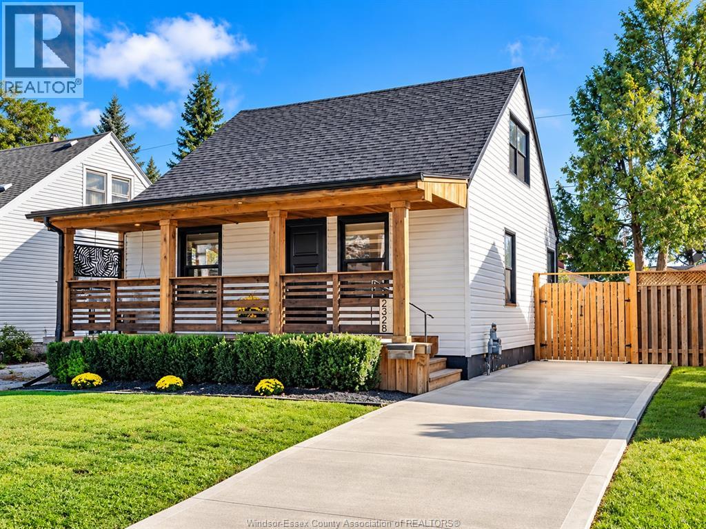2328 FOREST, Windsor, Ontario