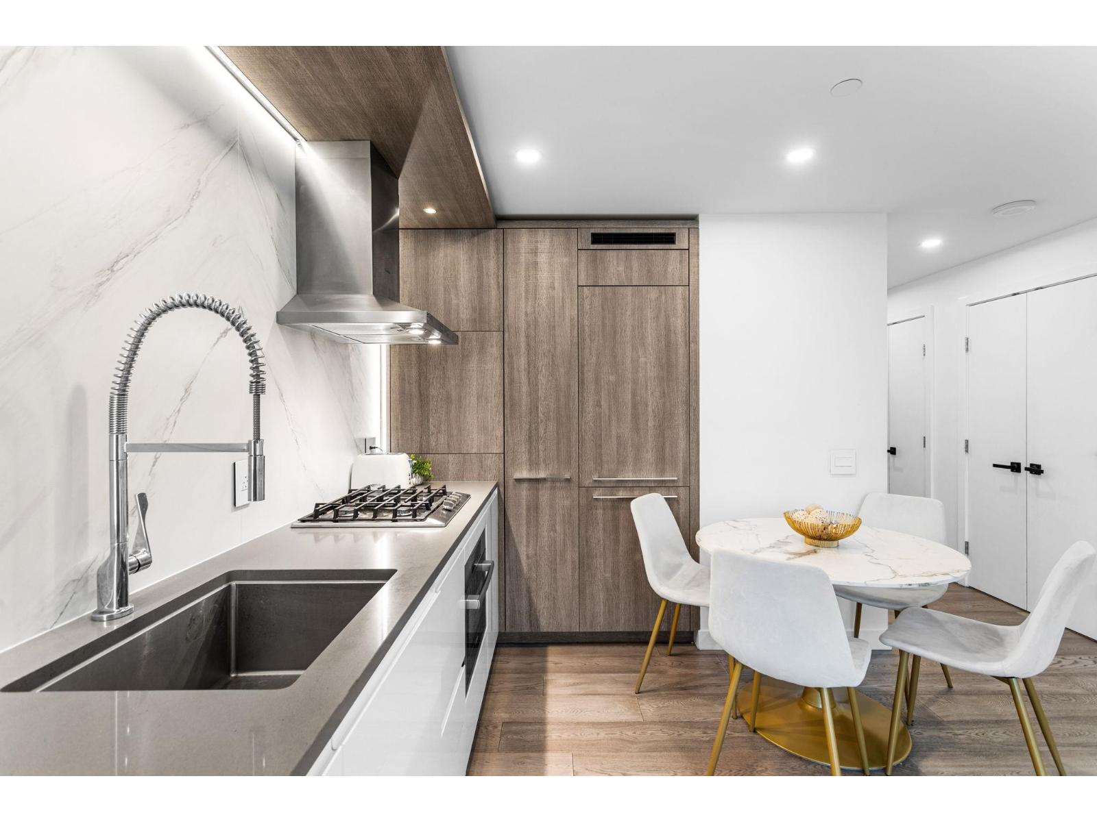 1002 1441 JOHNSTON ROAD