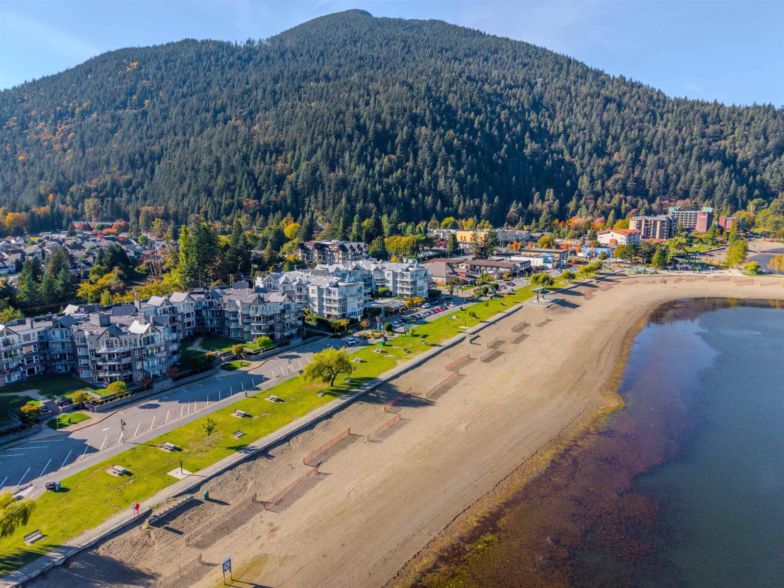 412 328 Esplanade Avenue, Harrison Hot Springs, Harrison Hot Springs, British Columbia  V0M 1K0 - Photo 35 - R3177761