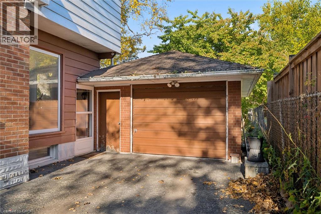 12 Layton Street, Kitchener, Ontario  N2B 1H2 - Photo 30 - 40872133