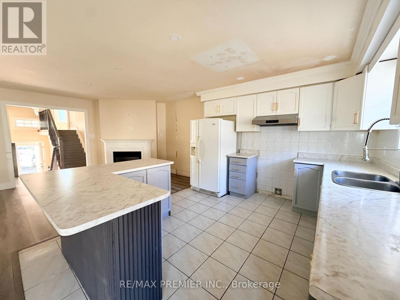 155 Drinkwater Road, Brampton, Ontario  L6Y 5B6 - Photo 12 - W14110334